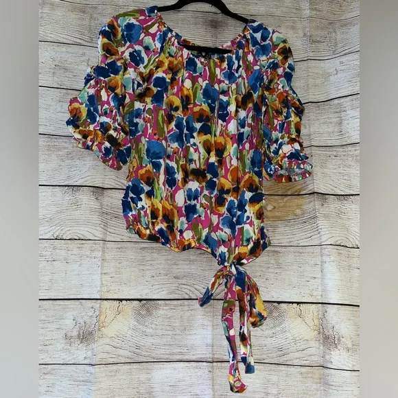 🤎3/$10 Coco Blanco Colorful Floral Puff Sleeve Blouse Size Small - Picture 2 of 7